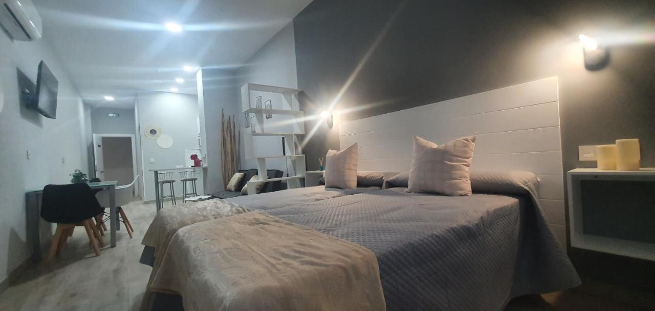 Apartamentos Las Trece Llaves Jacuzzi Bajo Reserva ميريذا المظهر الخارجي الصورة