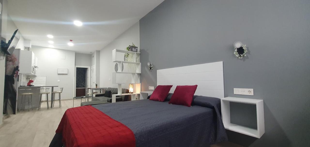 Apartamentos Las Trece Llaves Jacuzzi Bajo Reserva ميريذا المظهر الخارجي الصورة