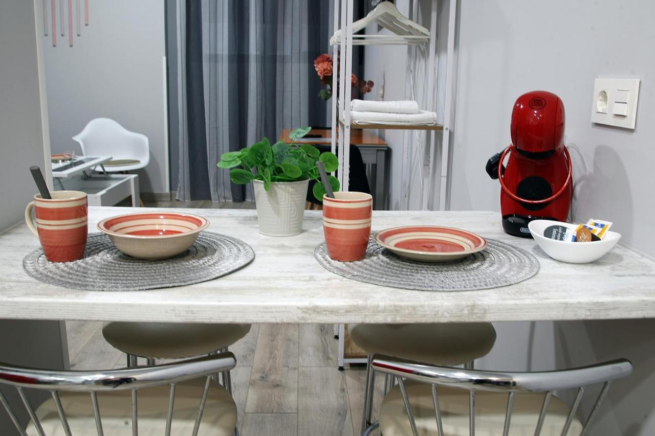 Apartamentos Las Trece Llaves Jacuzzi Bajo Reserva ميريذا المظهر الخارجي الصورة